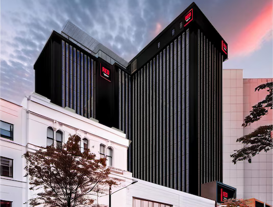 e5a6d5d0-ff0e-429d-8287-30b651bcf6d4