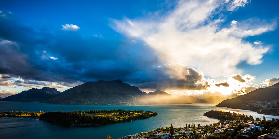 Queenstown-at-sunset-1